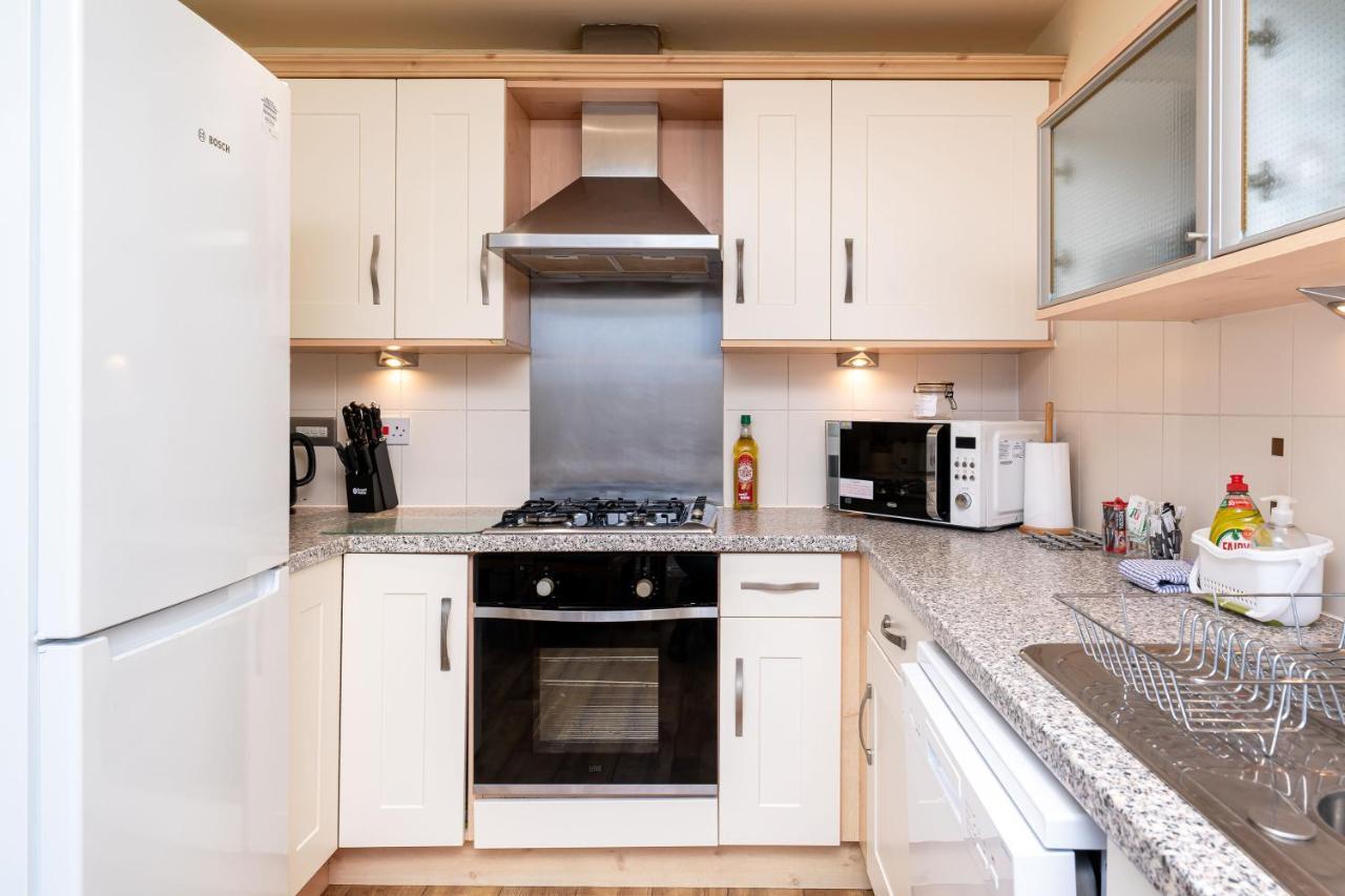 4 Bedroom Townhouse In Стерлінг Екстер'єр фото
