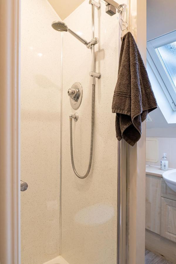 4 Bedroom Townhouse In Стерлінг Екстер'єр фото