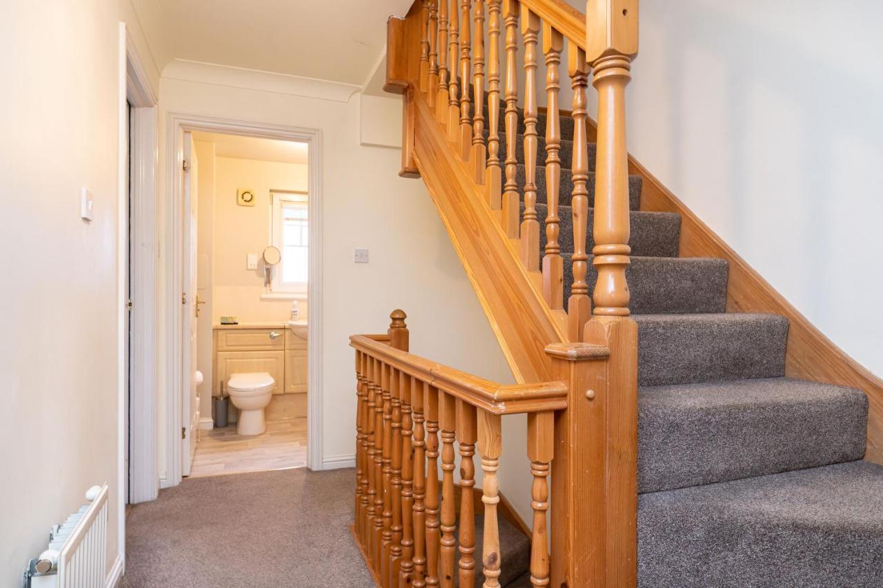 4 Bedroom Townhouse In Стерлінг Екстер'єр фото